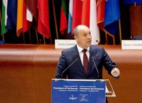 А.Парубій: будь-яке загравання з агресором лише заохочує його до нових агресивних дій 